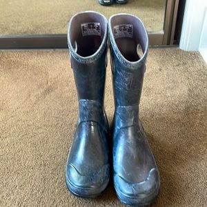 Girls Bogs black Rain boots size 4.